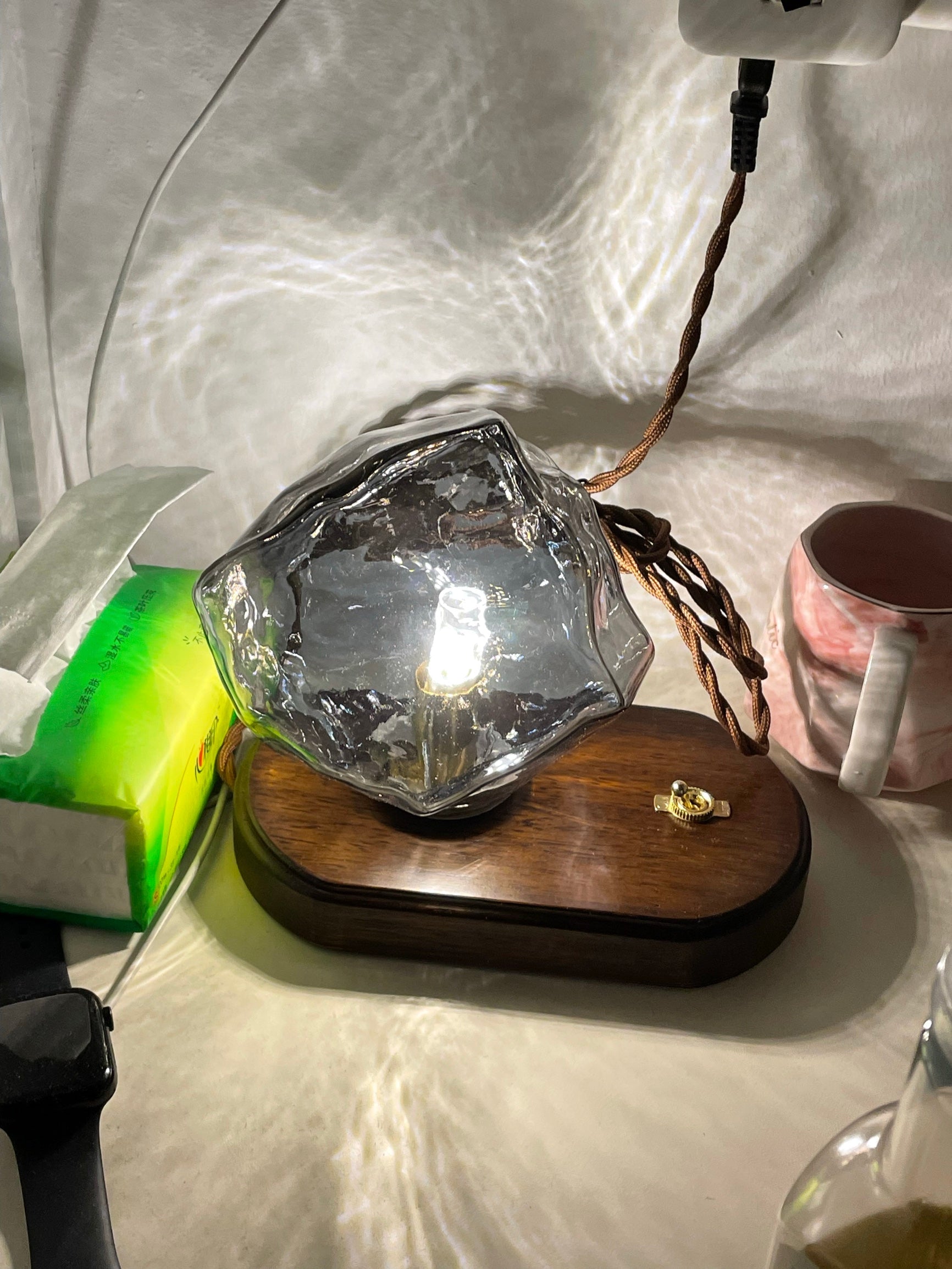 GlowCraft Table Lamp - Elegant Wireless Table Lamp with Motion Sensor 