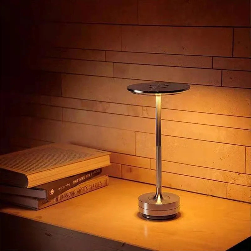 Industrial Dimmable Lamp with Rustic Design – Silver &amp; Gold