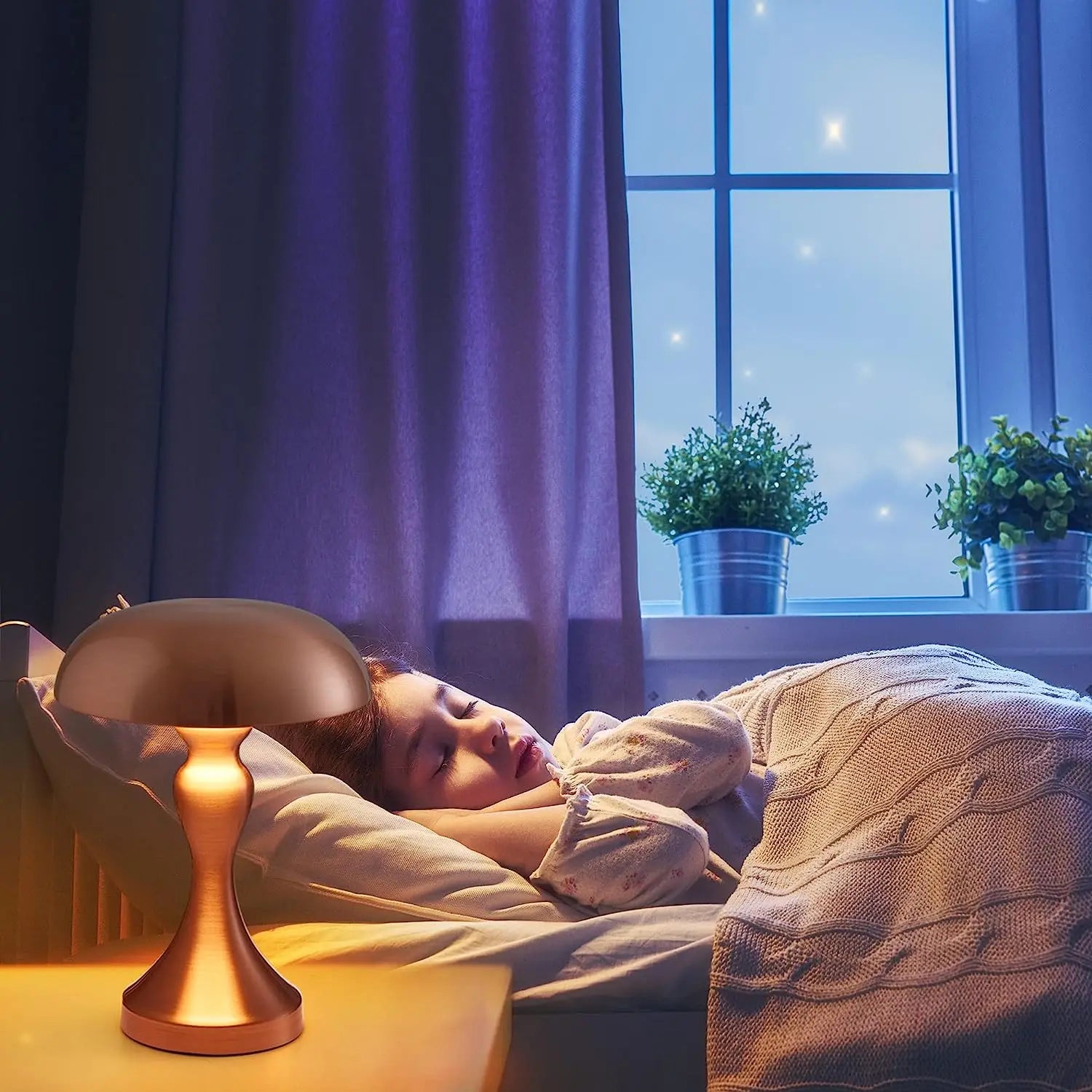 Vespera Luxe - Stylish night light and reading lamp