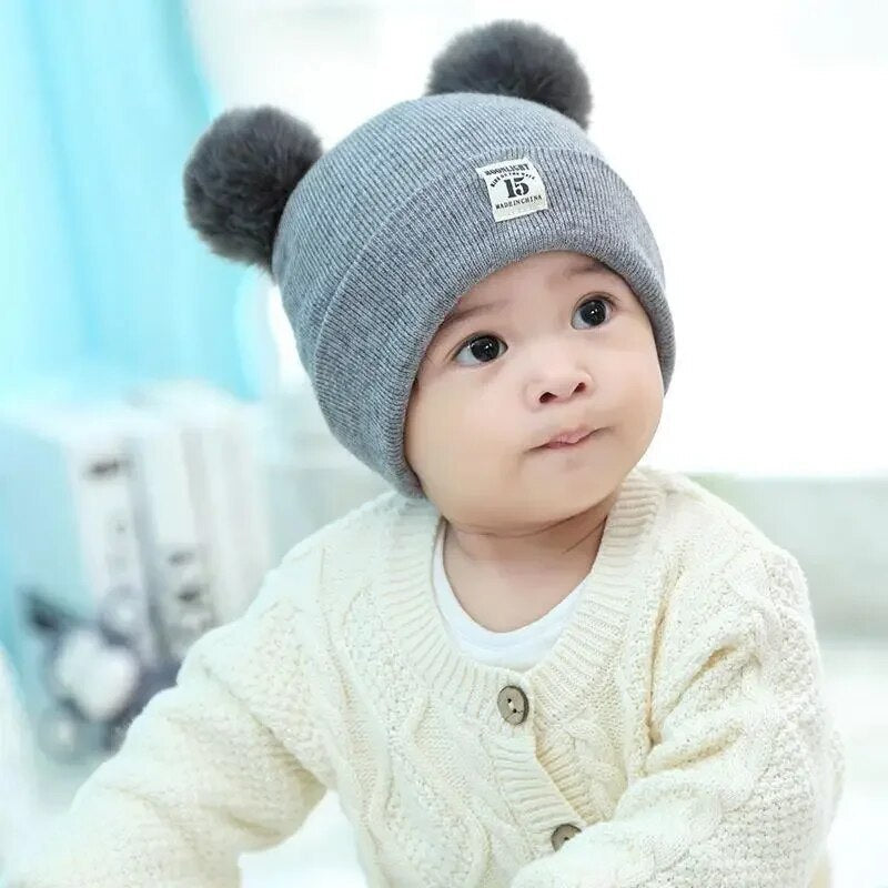 CozySnow – Trendy Children's Hat with Pompom