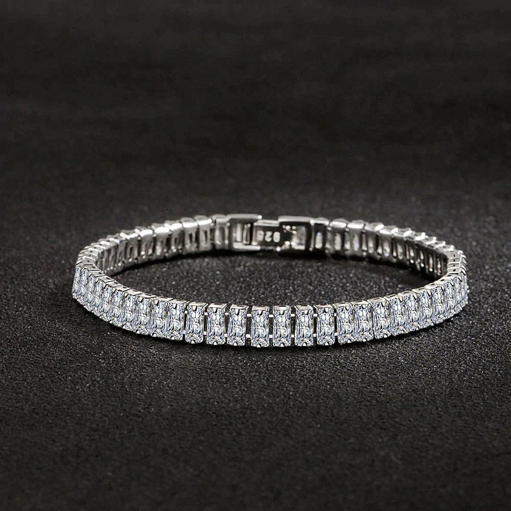 Beautiful Crystal Bracelet Made of High Quality 925 Sterling Silver