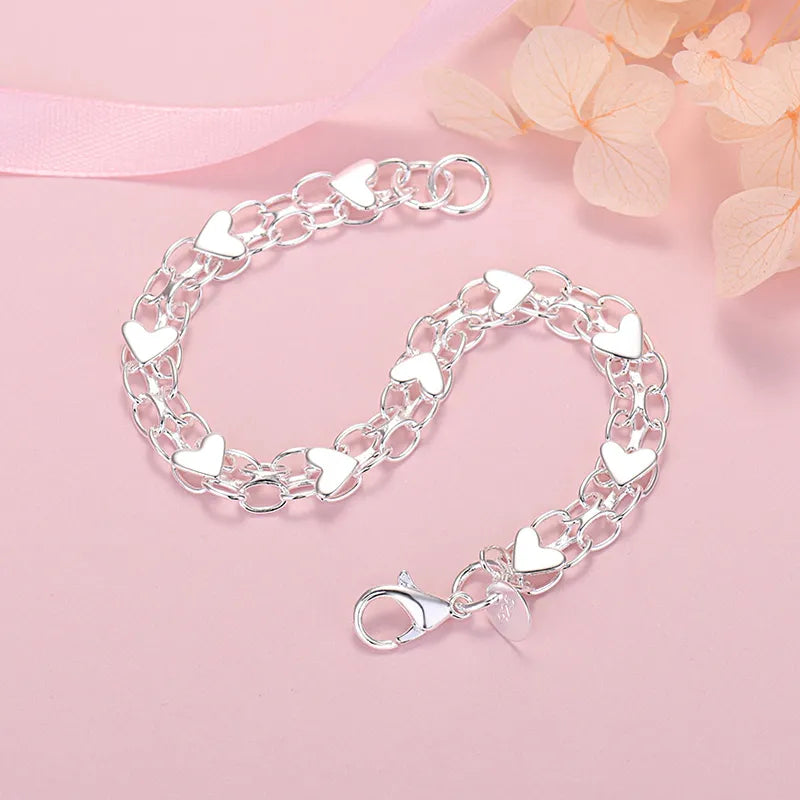 Elegant Luxe Silver Heart Bracelet – Timeless and Chic