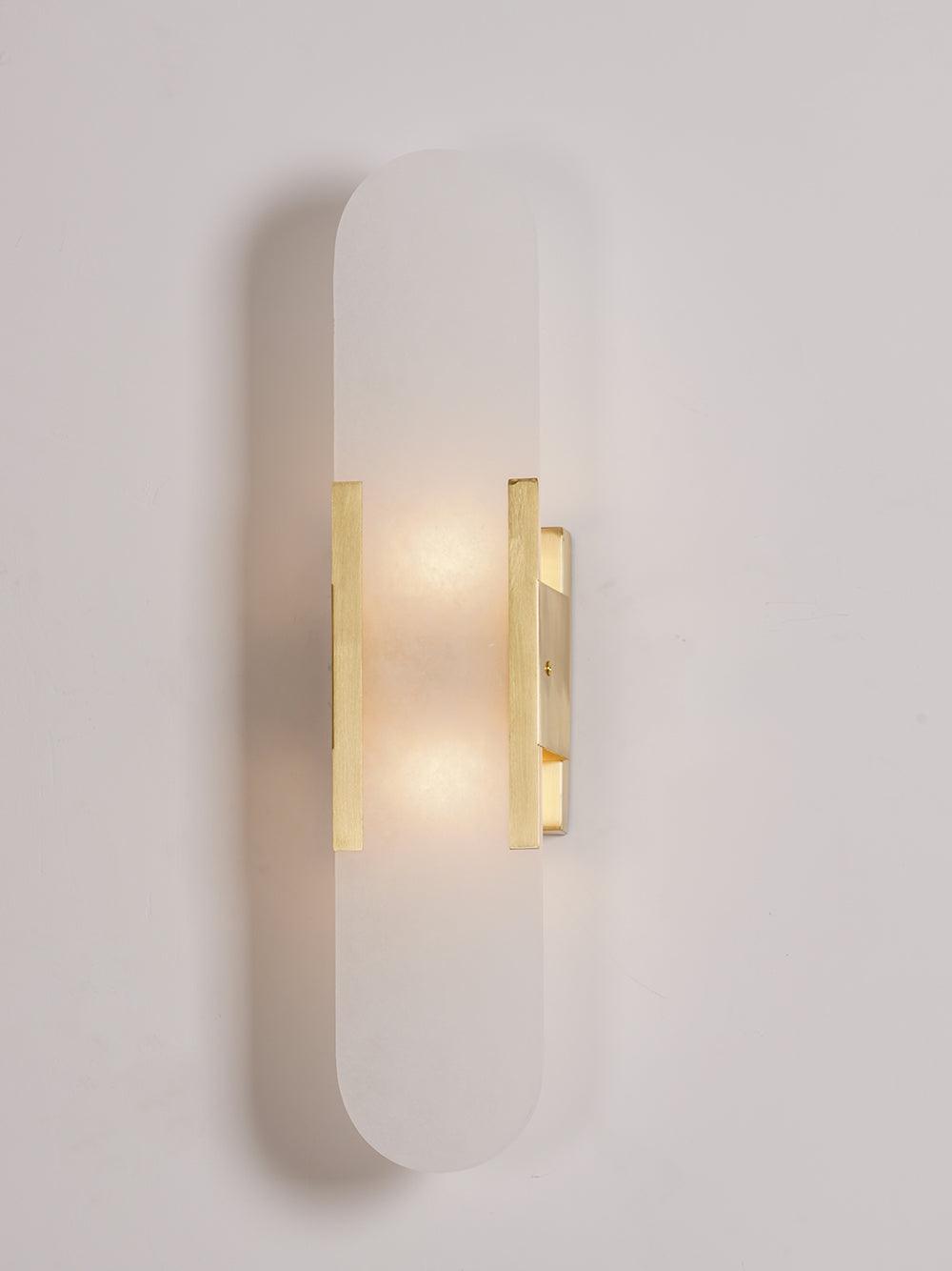 Elegant Melange - Handgjord Alabaster Vägglampa