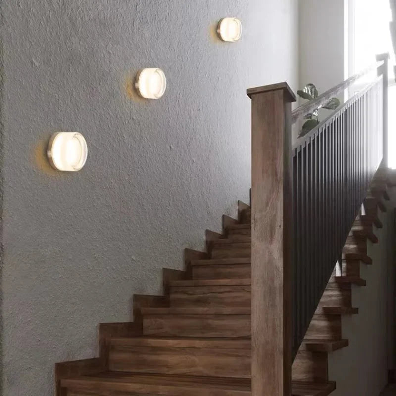 ORBILUMINA – Elegant Wall Lamp for Atmospheric Lighting