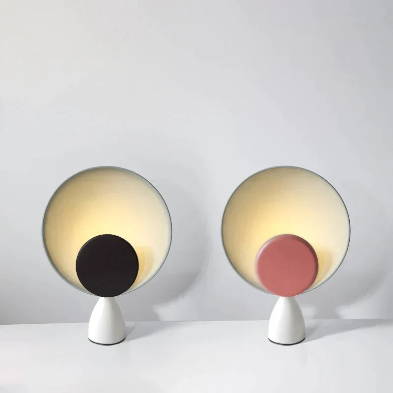 NordicRadiance Design Bordslampa - Skandinavisk Elegans