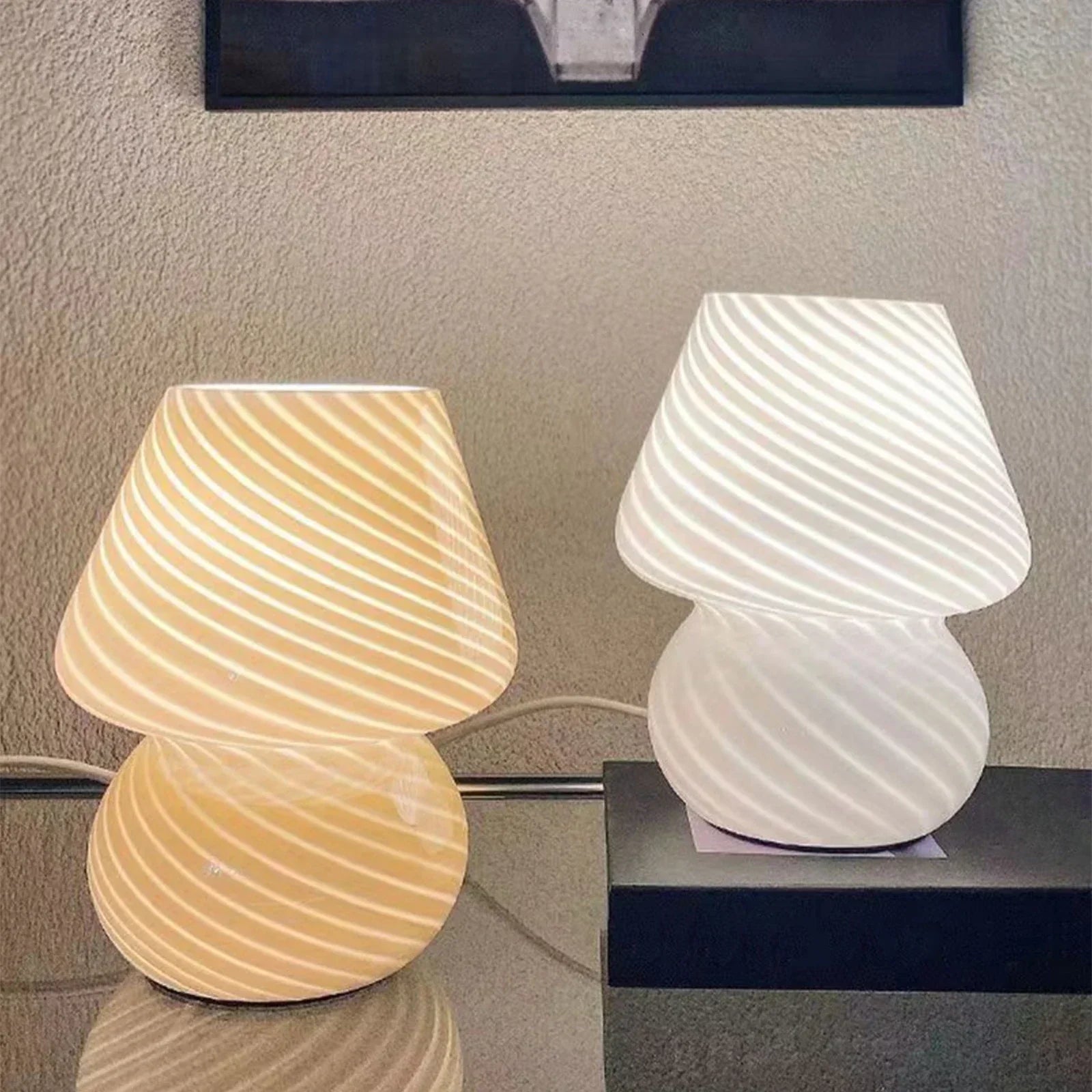Luxurious Murano Glass Table Lamp - Elegant and Unique