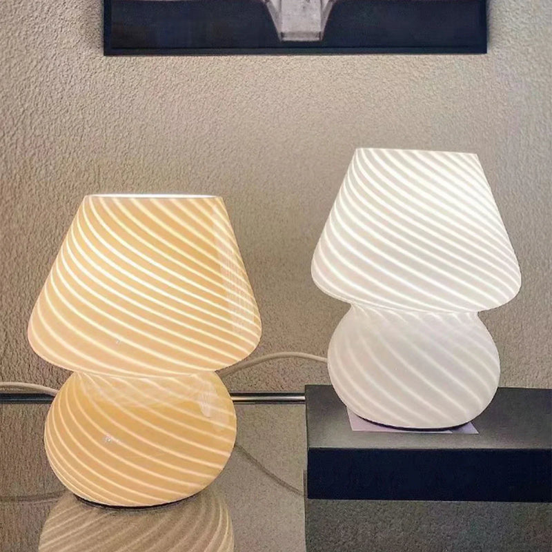 Lyxig Murano Glas Bordslampa - Elegant och Unik
