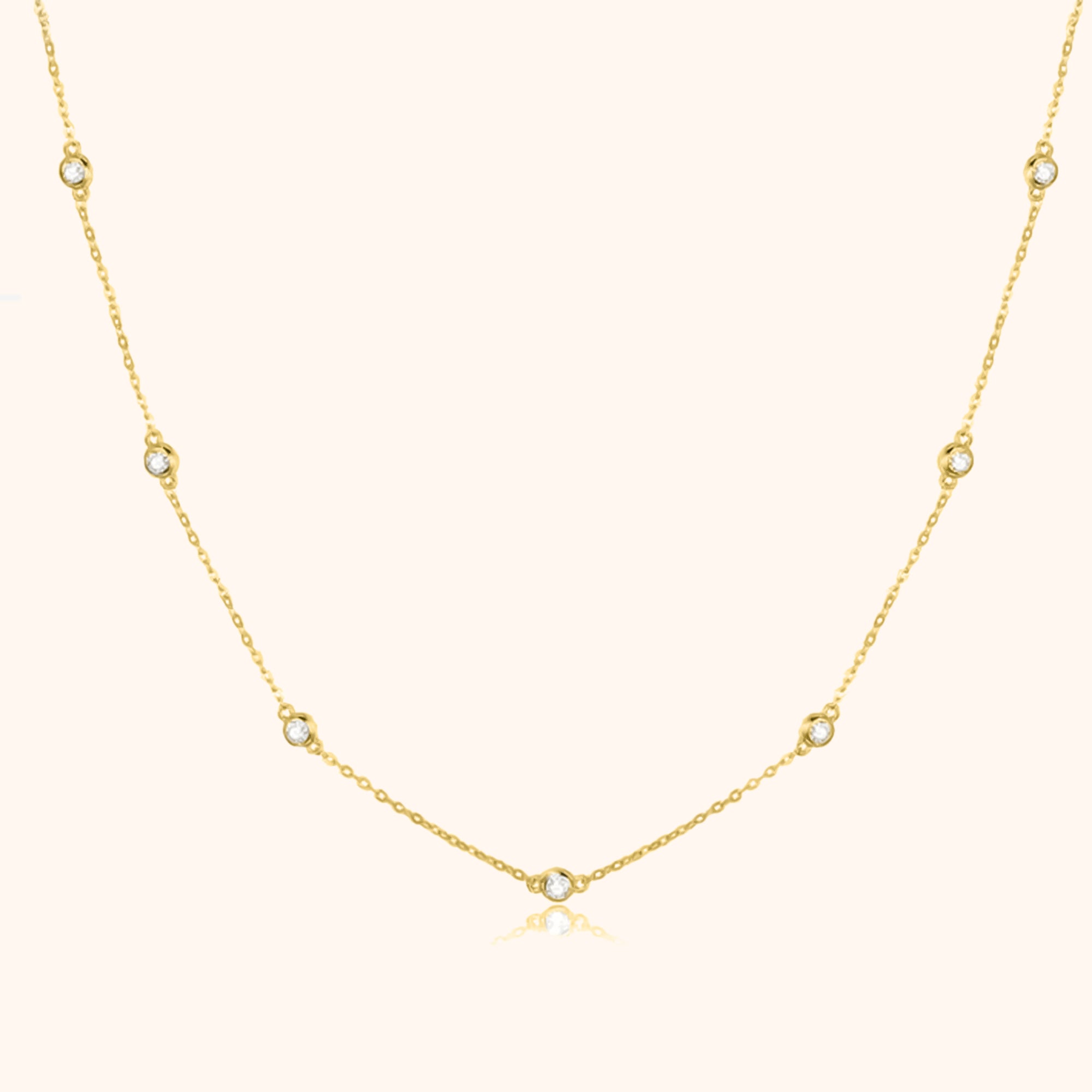 Elegant Elara Zirconia Necklace for a Refined Look