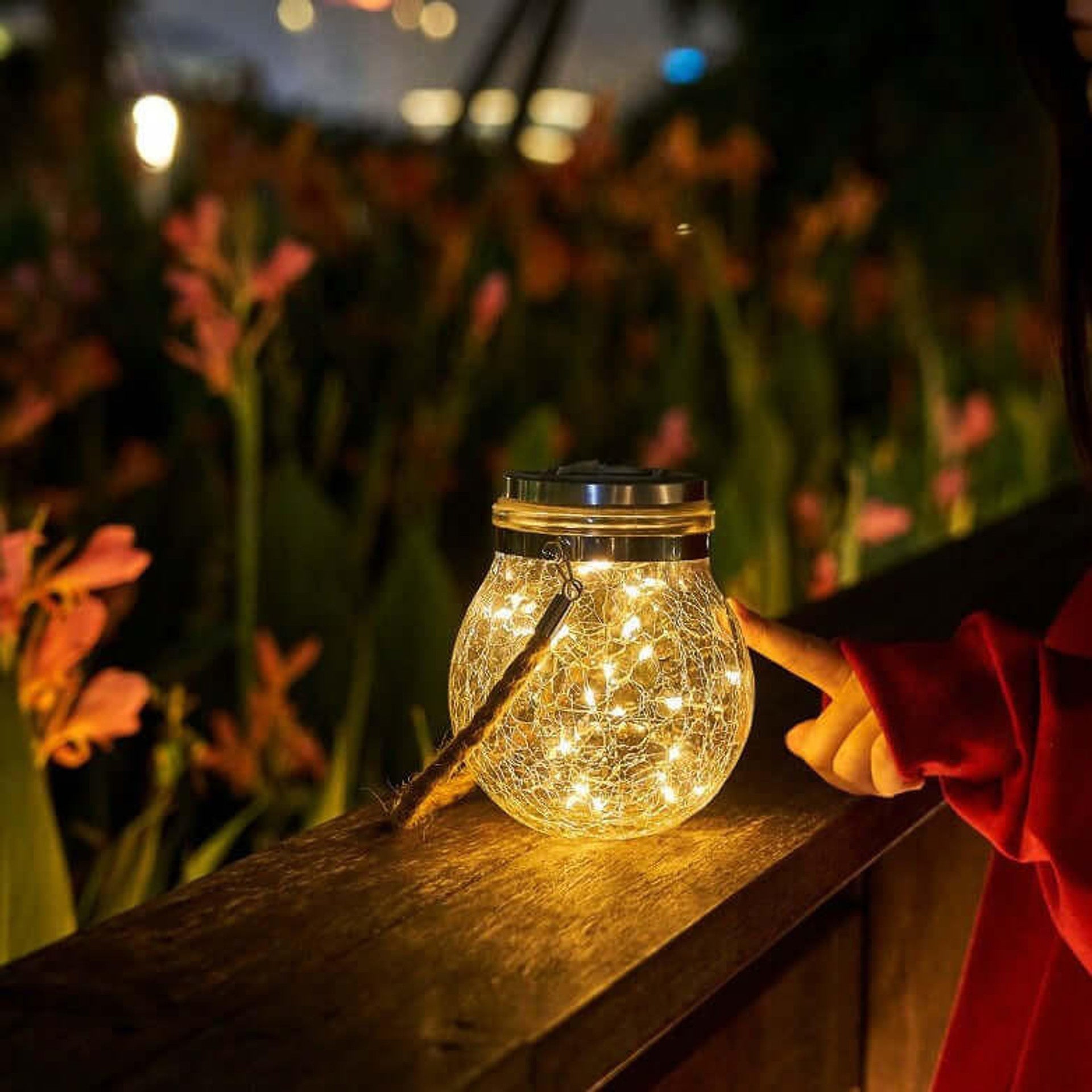 LumiSoleil Solar Energy Lamp - Elegant Outdoor Lighting