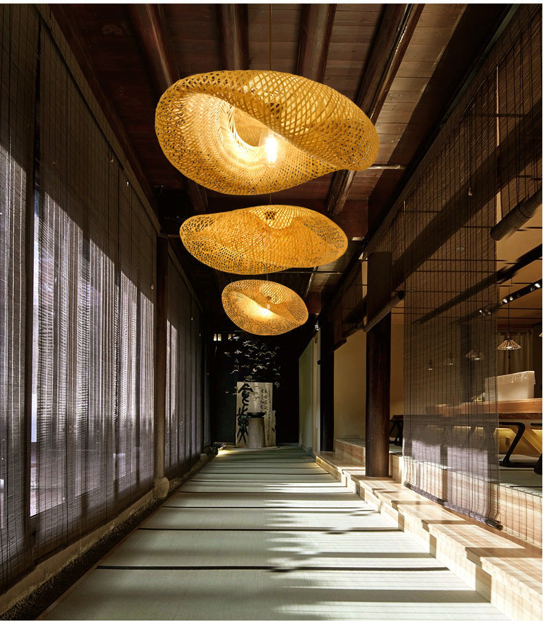 BambooLife Ceiling Lamp - Handwoven Bamboo Shade for a Warm Interior