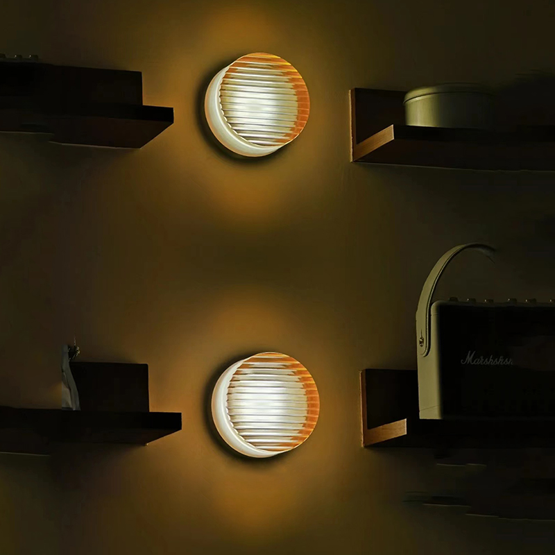 LumLight Stylish LED Wall Lamp - For Modern and Sustainable Living Comfort