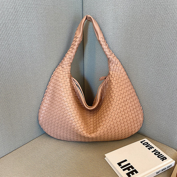 BohoCarry – Stylish Woven Bag for Women