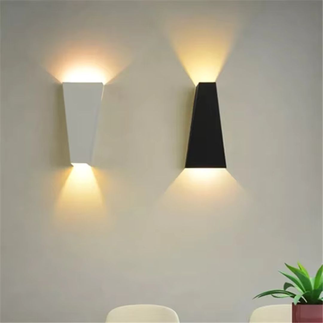 ChâteauLumière - Luxury Modular Wall Lamp for Modern Interiors