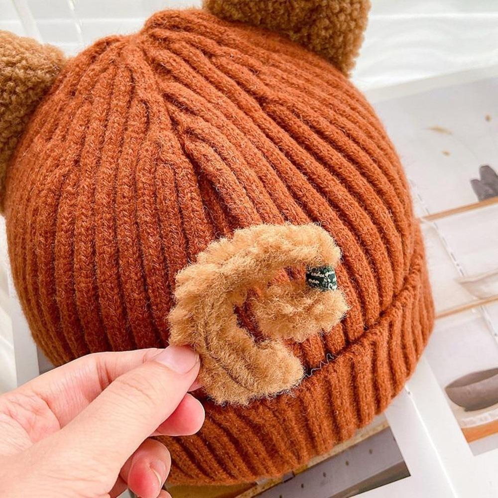 CozyCat Beanie - Trendy Winter Hat with Cat Ears