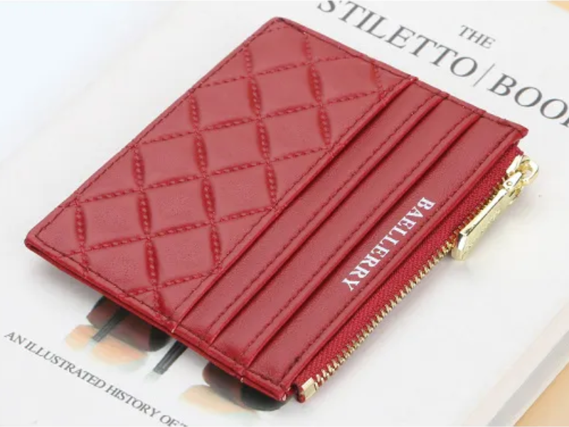 CardMate – Stylish padded card holder for your desk