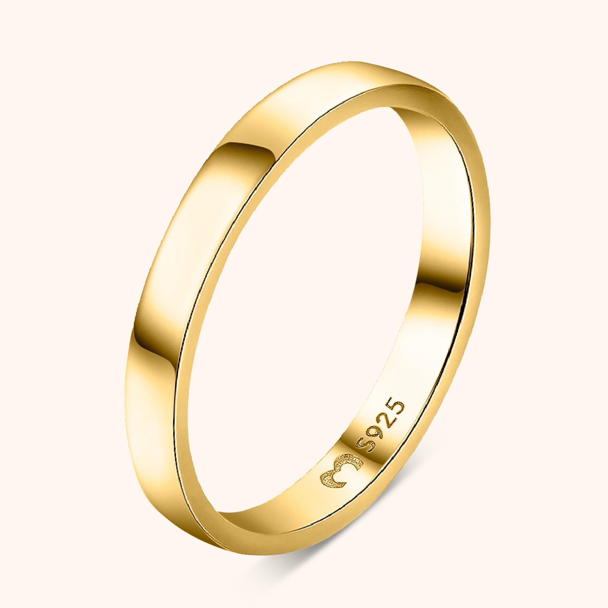 Elegant Nadine Ring - A Timeless Piece of Jewelry