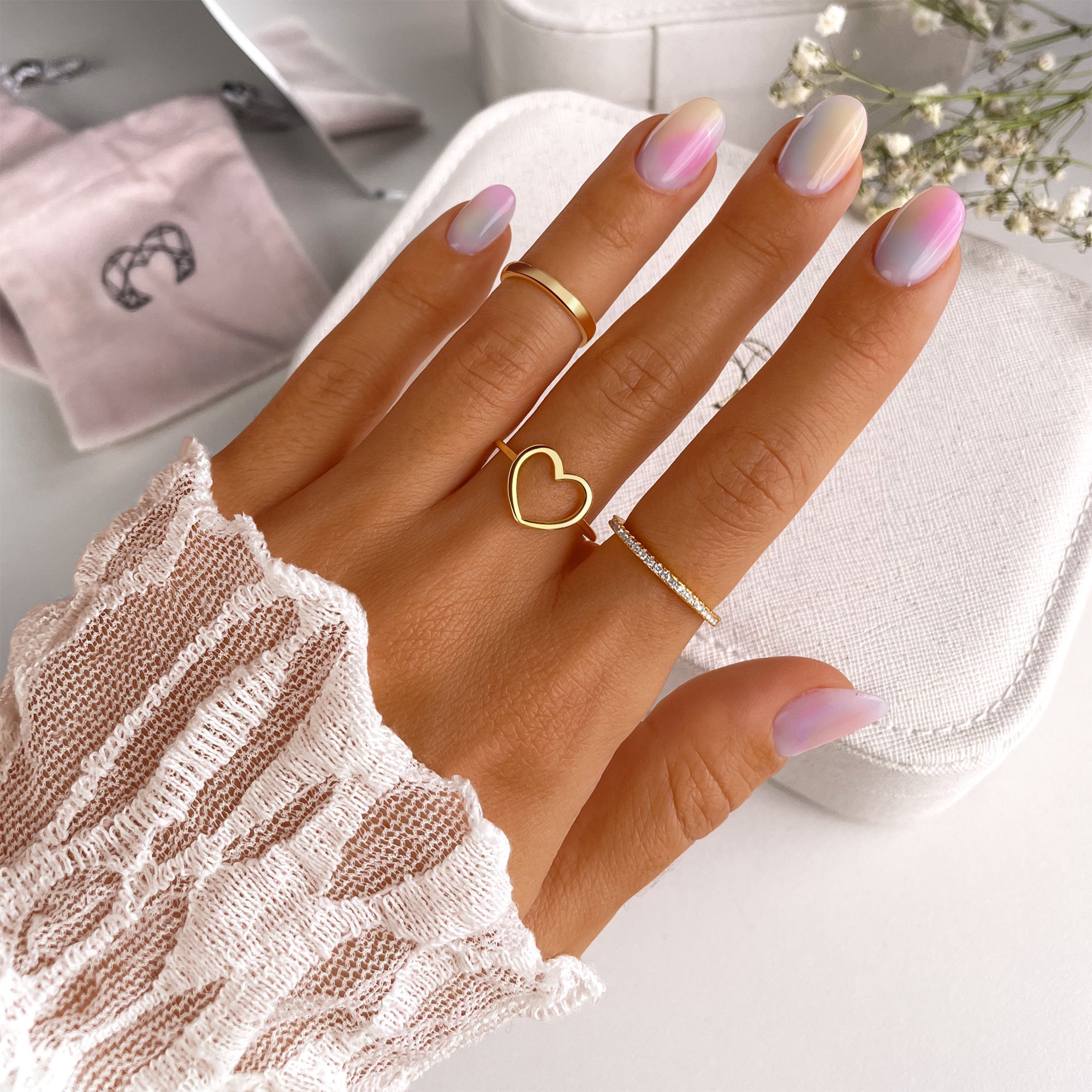 Elegant Nadine Ring - A Timeless Piece of Jewelry