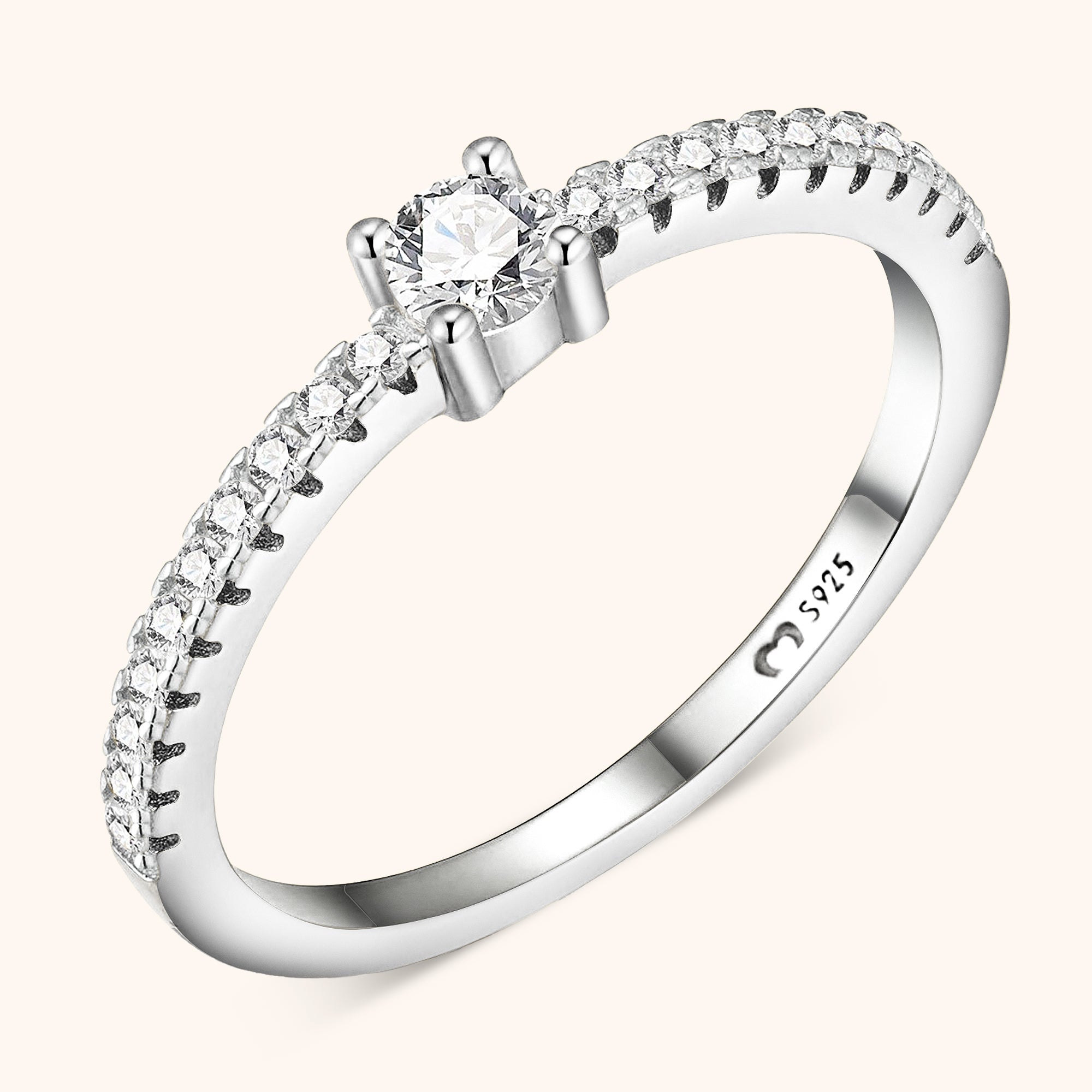 Elegant Sienna Ring with Dazzling Zirconia Stones 