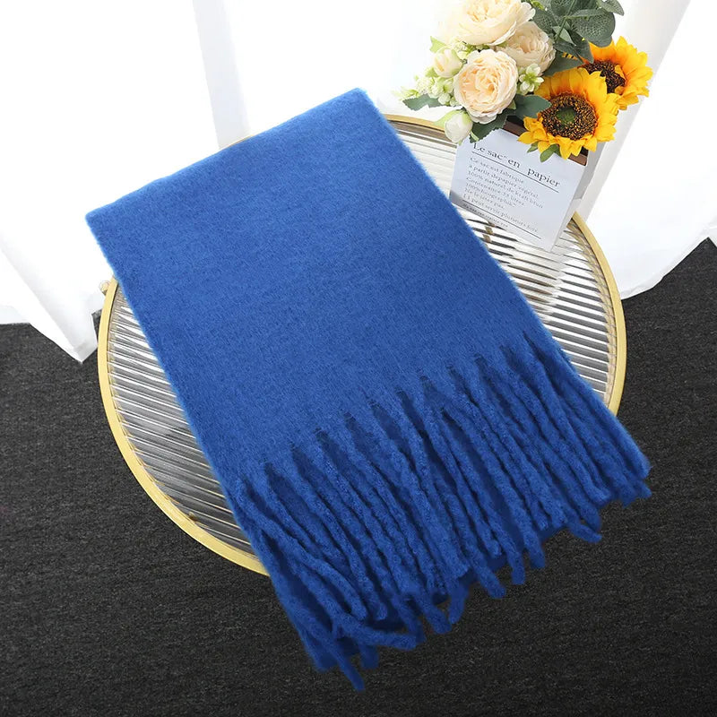 CashmereLuxe Scarf – Elegant and Super Soft