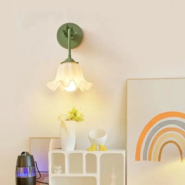 FrenchBloom Vägglampa – Sängkammarfärgerlampan