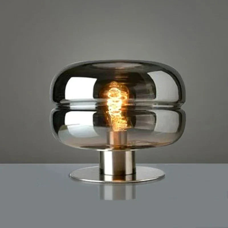 LuxeDesign - Elegant Table Lamp for Modern Interiors
