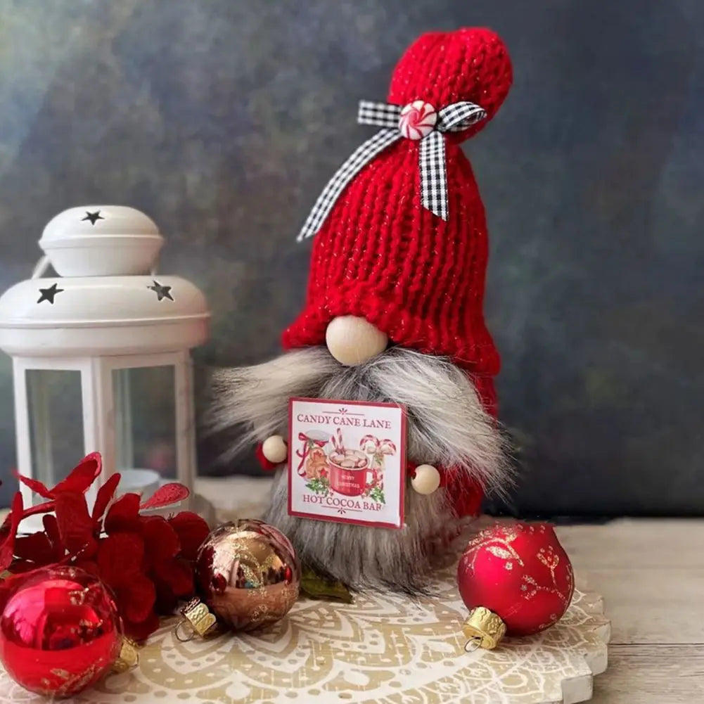 Cute Handmade Elves for Festive Moods 