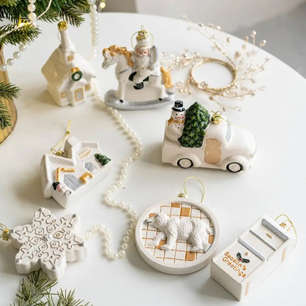 CharmingSnow Christmas Decoration – Enchanting Ceramic Christmas Hanging Decoration