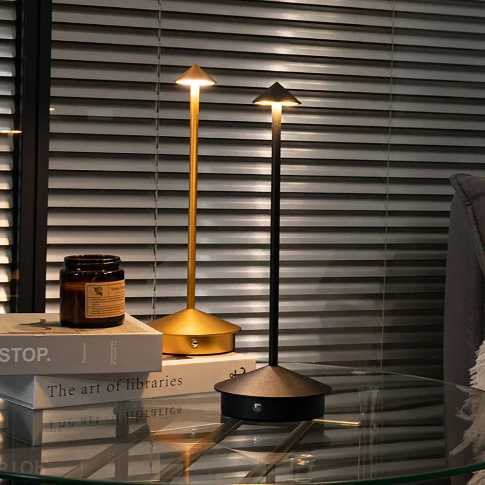 Chique GlowLite Skrivbordslampa - Belys din arbetsplats