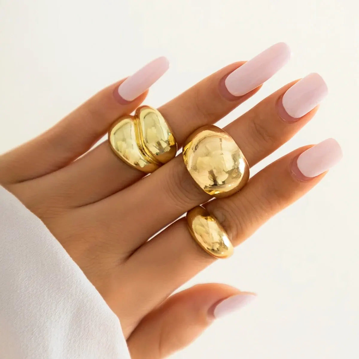 TrioGlam Rings - Set of 3 Glittering Metal Decorations