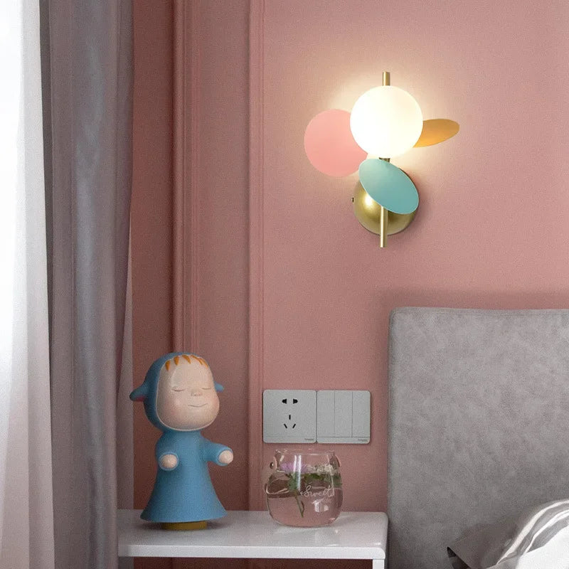 MacronLicht – Modern LED Acrylic Wall Lamp