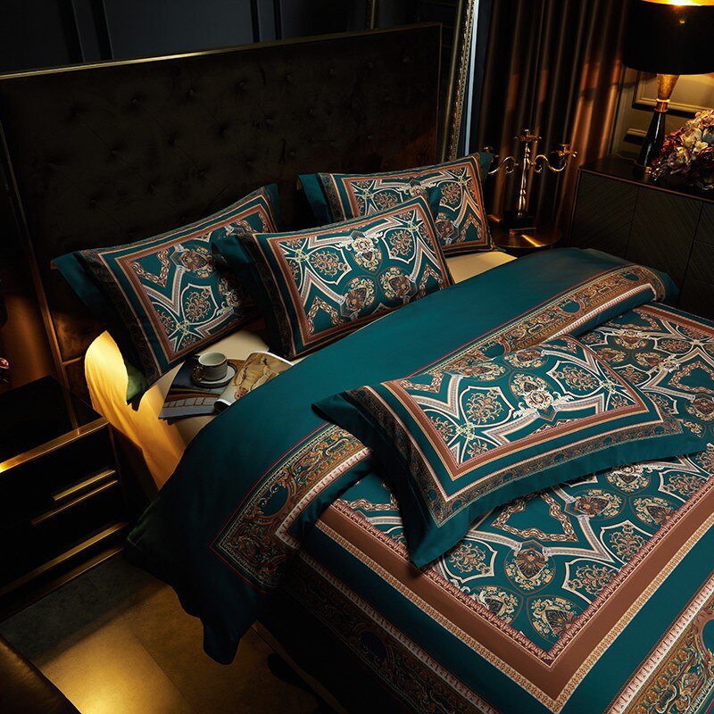 Vintage Grandeur - Luxurious Duvet Set in Egyptian Cotton