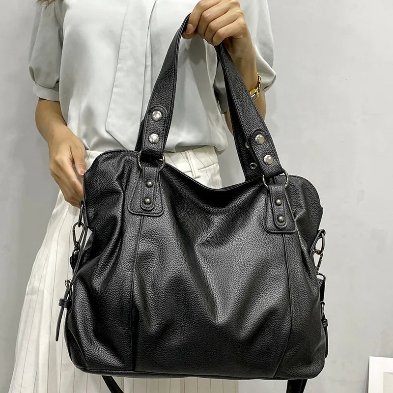 Isabela Tote – Trendy and Spacious Student Bag
