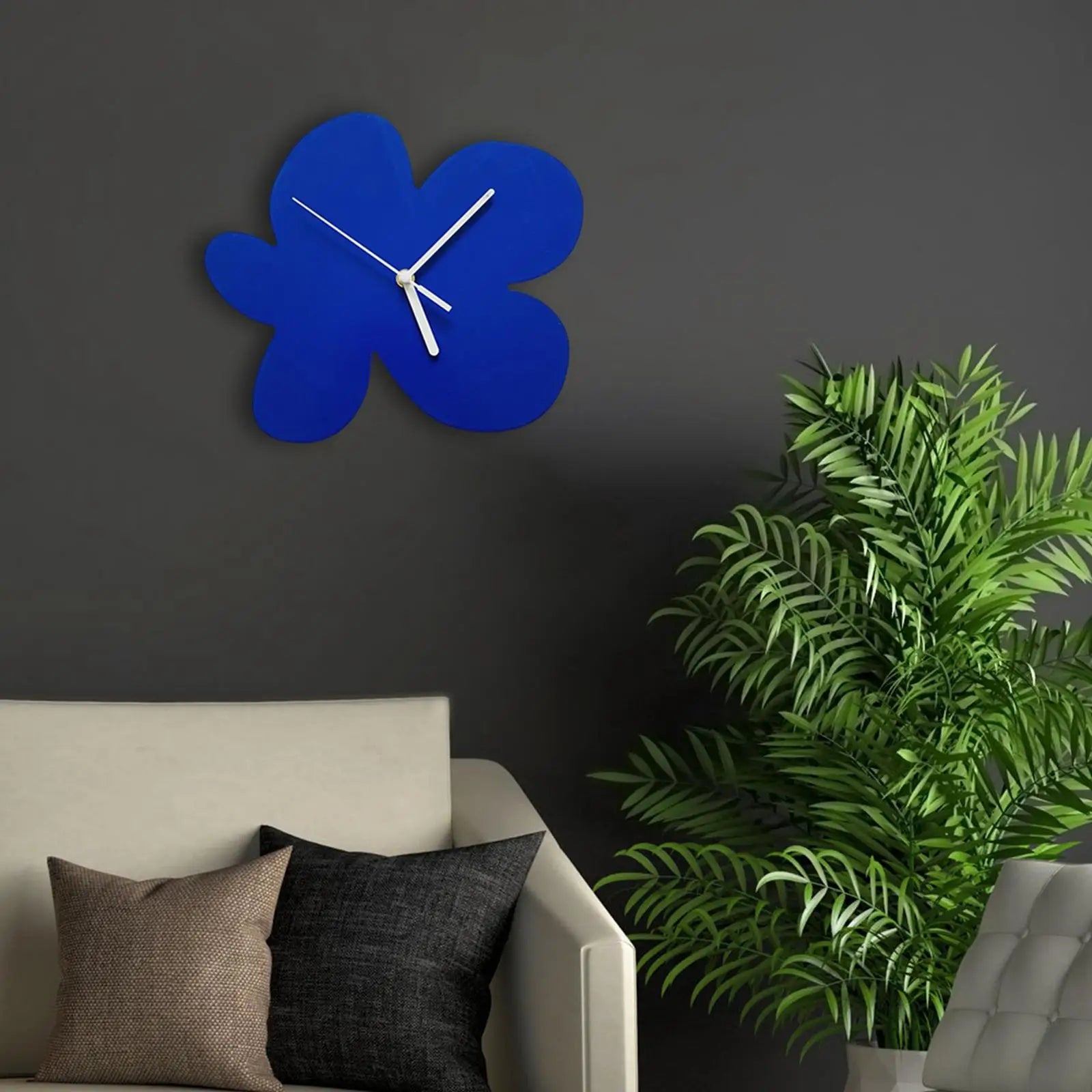 PetalTime - Elegant Flower-Shaped Wall Clock for Home Decor