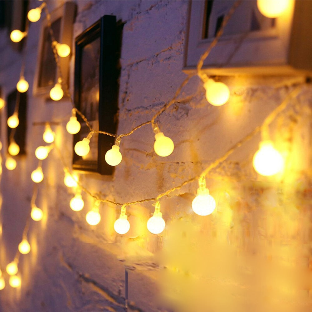 Christmas Glow – Warming Atmosphere Lamps for the Holidays