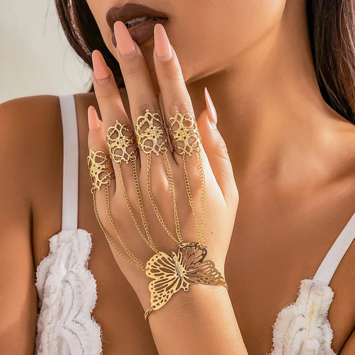 ButterflyElegance - Luxurious Butterfly Bracelet and Ring Set