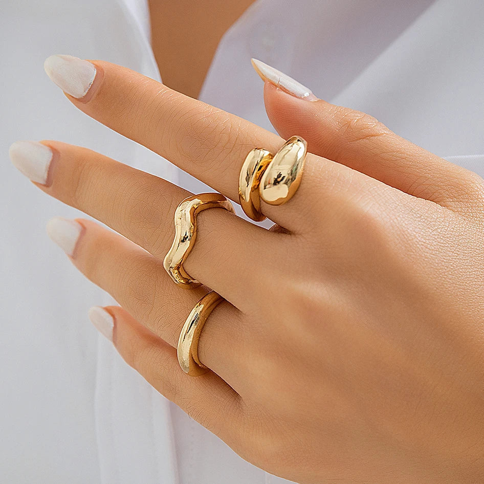 EleganceGold Set - 3-piece Vintage Snake Ring Collection