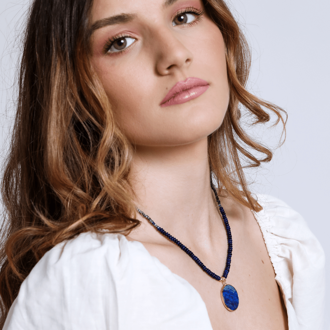 Lapis Charm Necklace – Elegant Round Chain