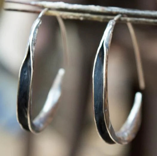 Elegant Minimalist Circular Earrings - Nina
