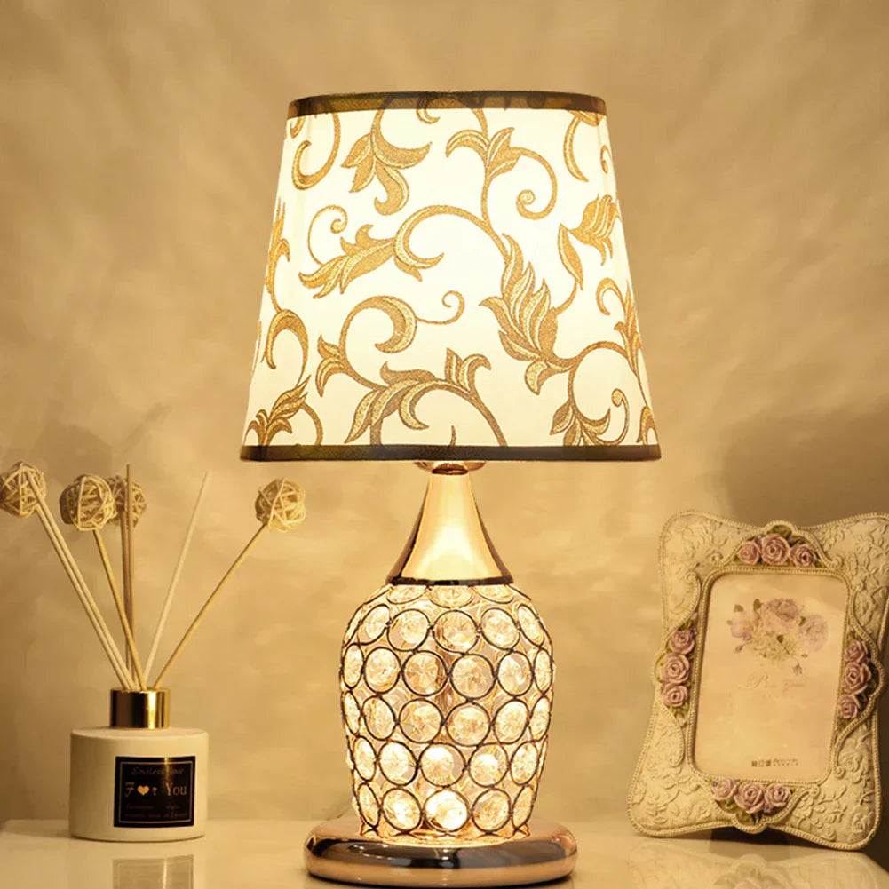 KristalGlow – Elegant Table Lamp for Romantic Atmospheres