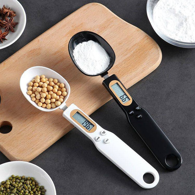 SpoonScale Pro – Functional Kitchen Scale for Precision