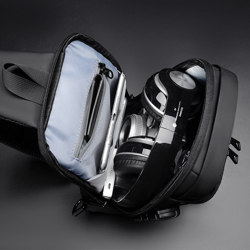 TravCross - Practical and Elegant Shoulder Bag for Women