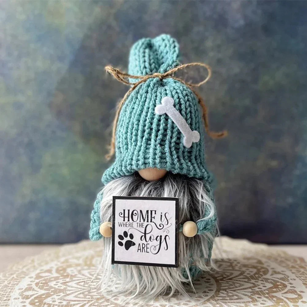 Cute Handmade Elves for Festive Moods 