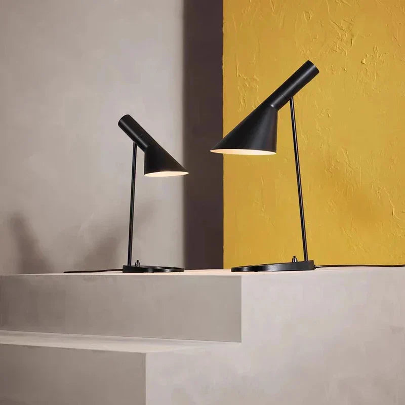 ChicLume - Luxurious Table Lamp with Adjustable Design