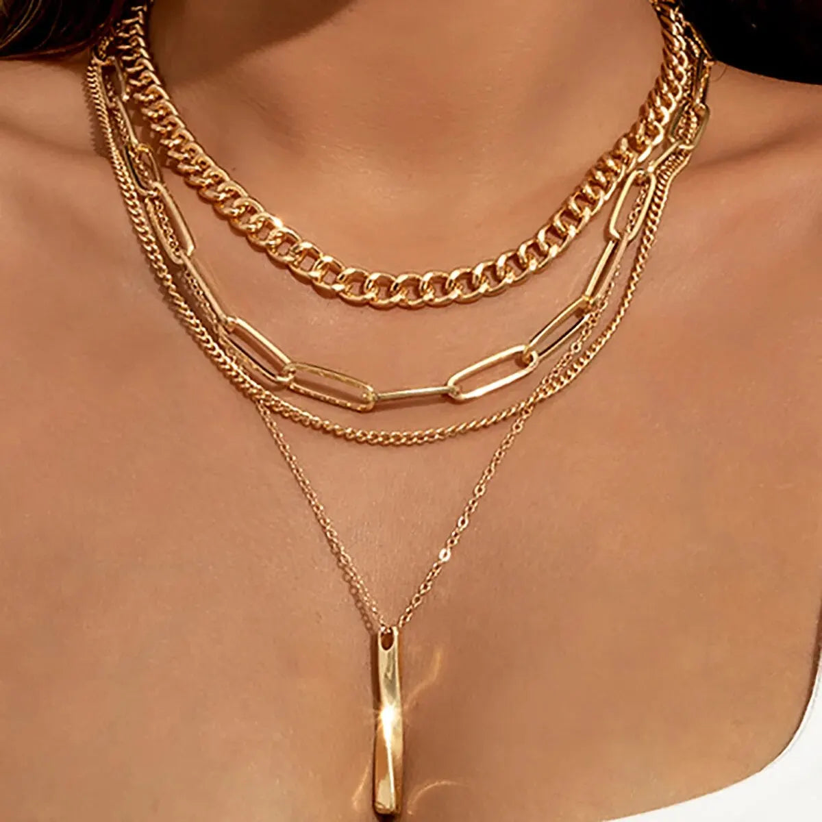 LuxeCharm - Elegant Choker Necklaces in Set