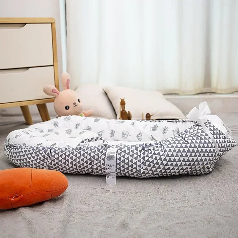 TravelEase Bed - Foldable Infant Bed and Cradle.