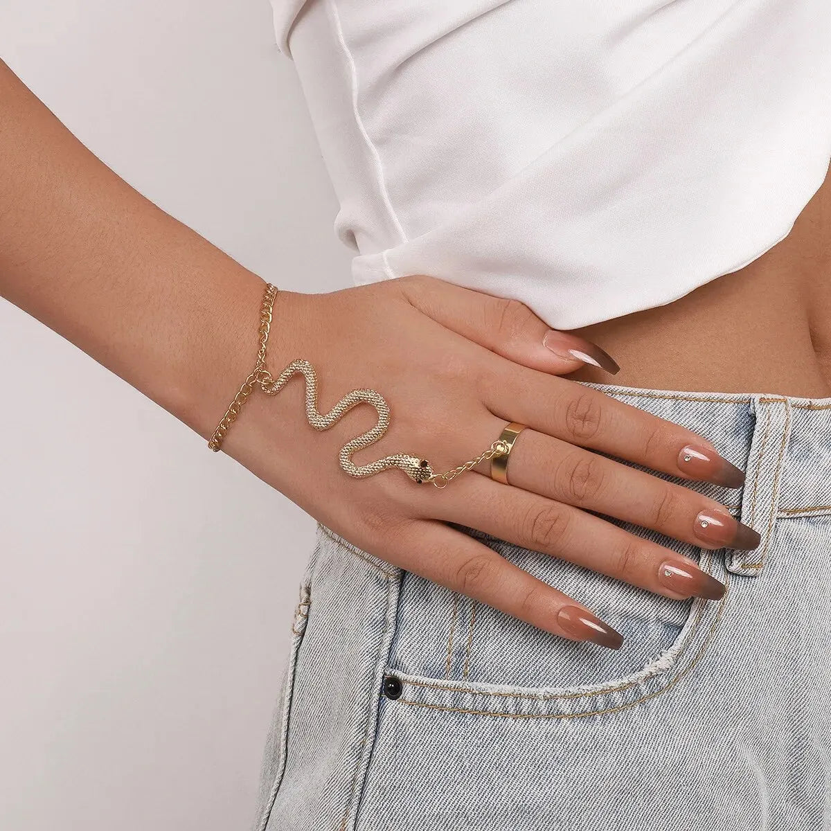 SerpentElegance – Luxurious Snake Bracelet and Ring Set