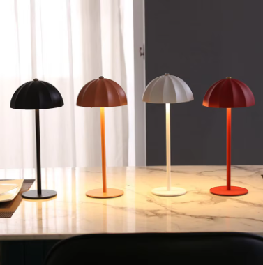 ScandiLoom - Minimalist Umbrella Lamp for Modern Spaces