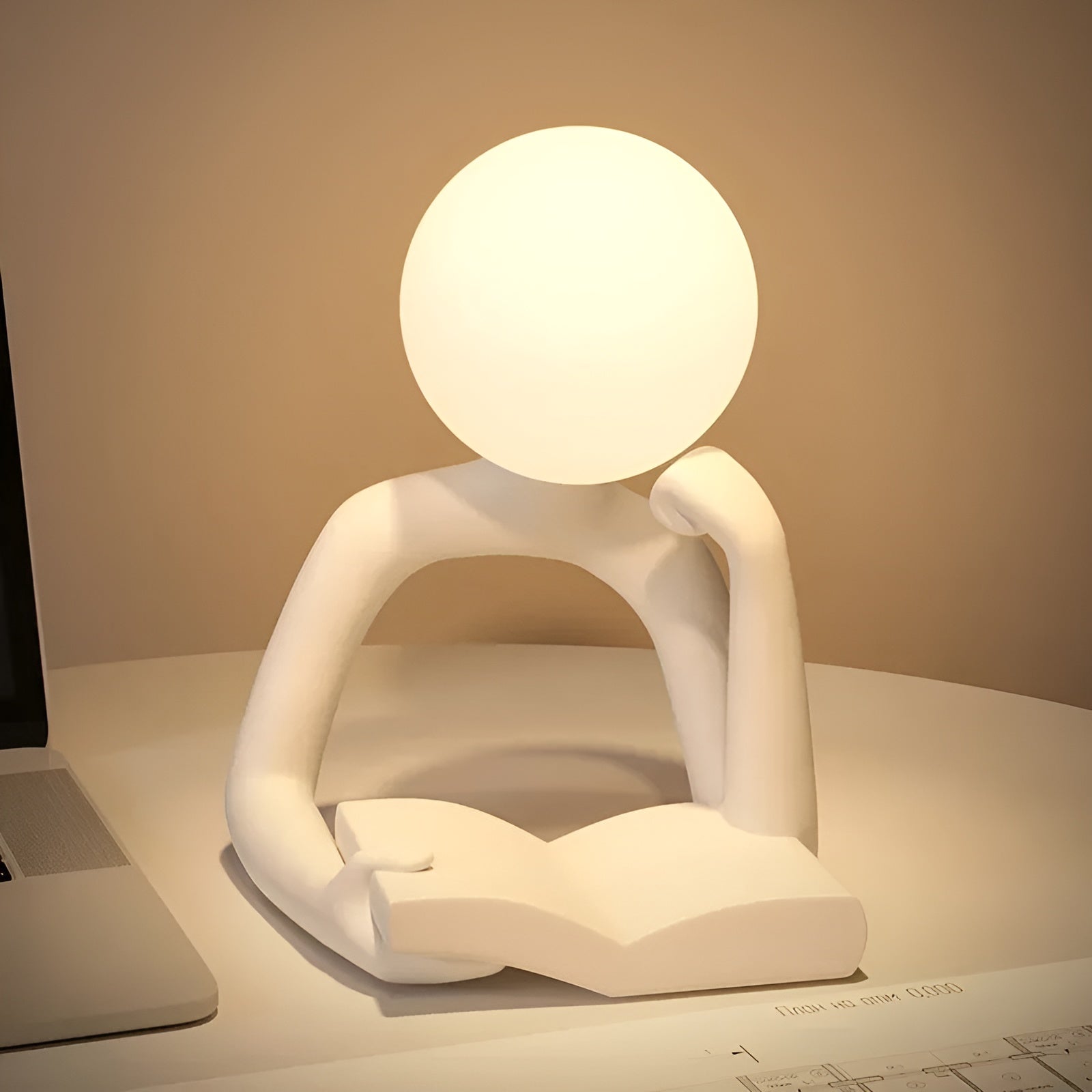 LuxLume Refined Designer Table Lamp – Modern Art with Atmospheric Lighting 