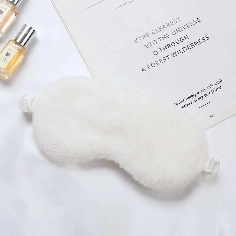 Douceur Câline – Luxurious Silk Eye Mask for Relaxation