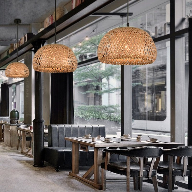 BambooLife Ceiling Lamp - Handwoven Bamboo Shade for a Warm Interior